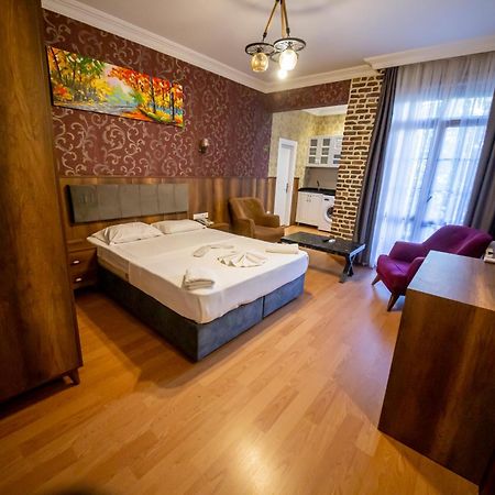 Royal Garden Suite And Hotel Istanbul Eksteriør billede