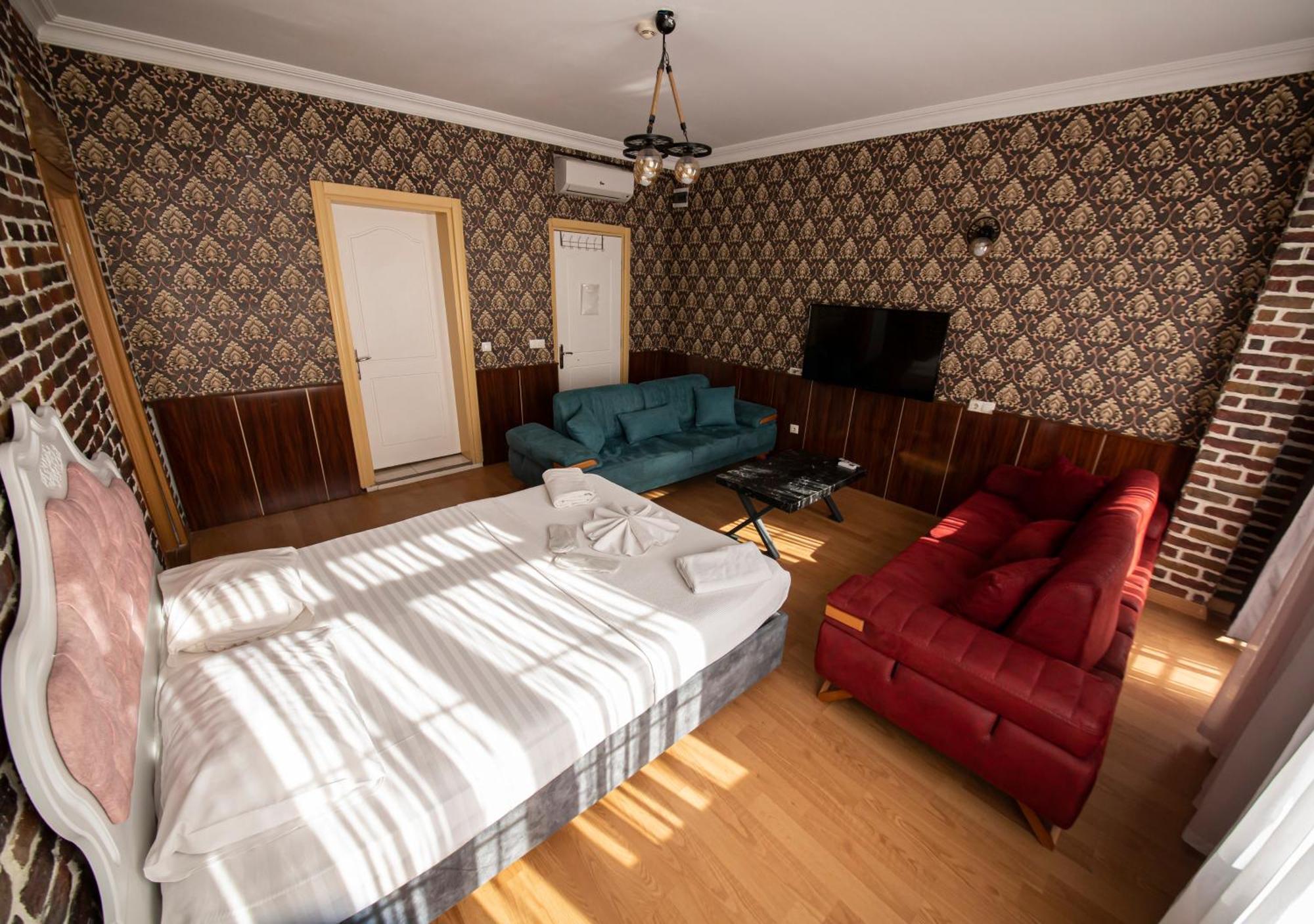 Royal Garden Suite And Hotel Istanbul Eksteriør billede