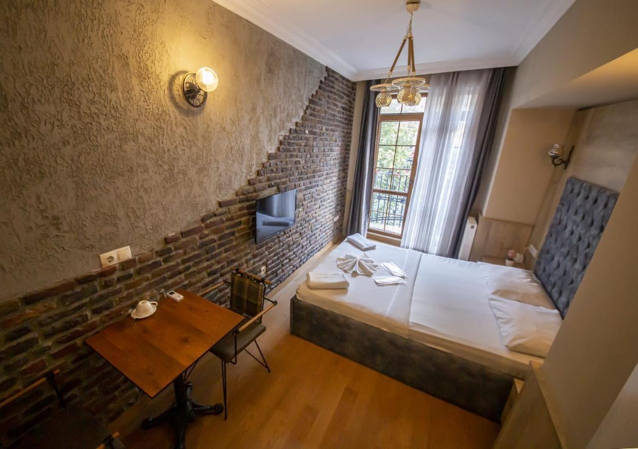 Royal Garden Suite And Hotel Istanbul Eksteriør billede