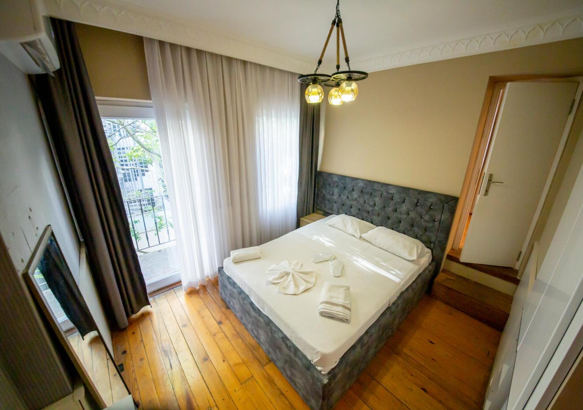 Royal Garden Suite And Hotel Istanbul Eksteriør billede