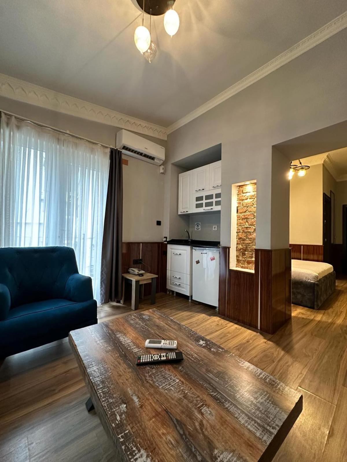 Royal Garden Suite And Hotel Istanbul Eksteriør billede