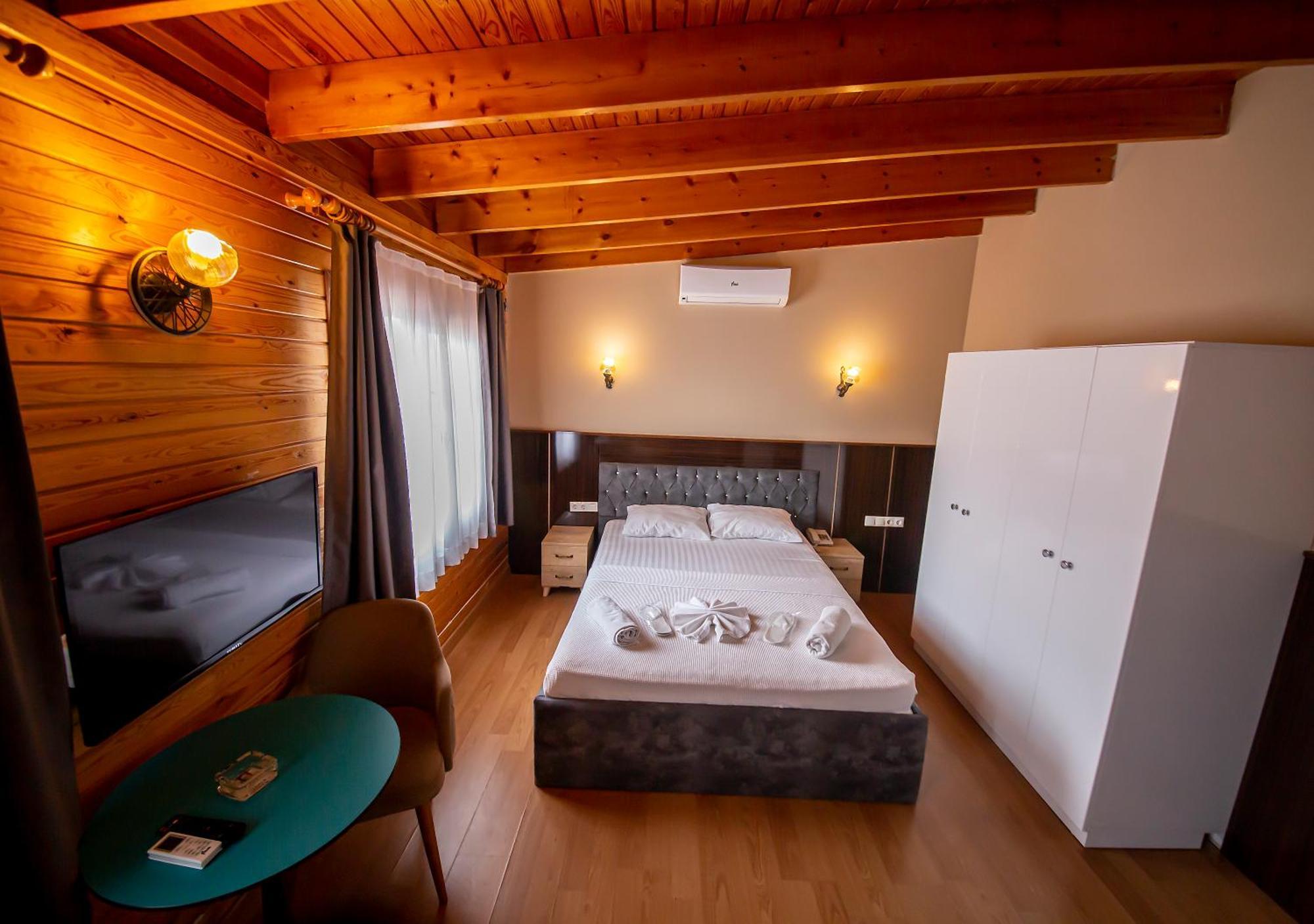 Royal Garden Suite And Hotel Istanbul Eksteriør billede